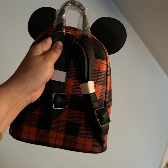 NEW DISNEY LOUNGEFLY BACKPACK - Picture 2 of 4